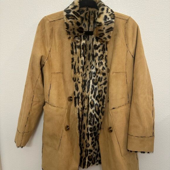 Guess Annette Reversible Coat - Cheetah Print - Picture 13 of 13